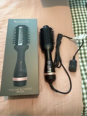 Usmooth Black and Rose Gold Volume Blowout Brush - Women Hair Styling